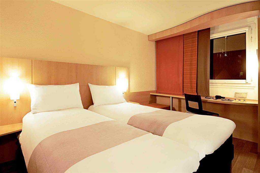 Ibis Hotel Muenchen City West Екстер'єр фото