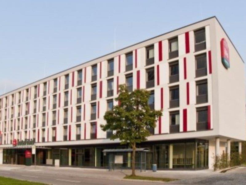 Ibis Hotel Muenchen City West Екстер'єр фото